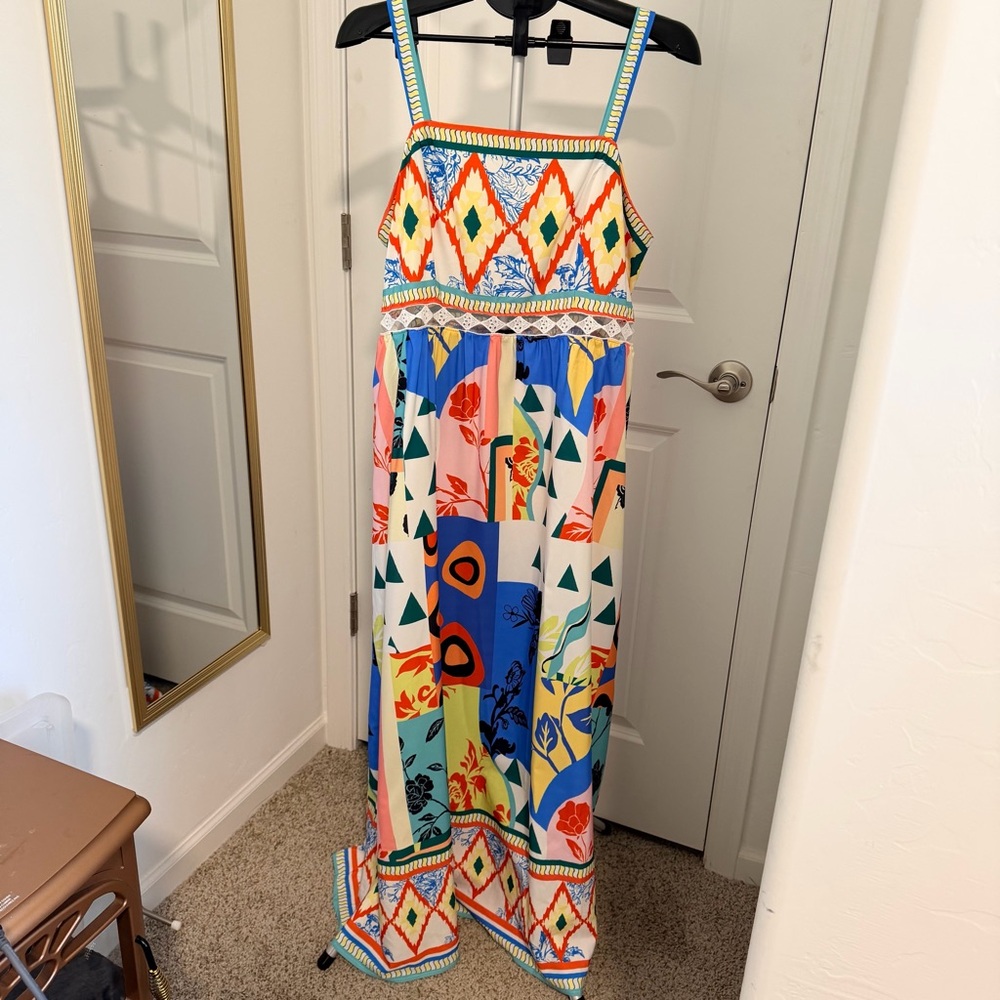 Multicolor Geometric Maxi Dress - Picture 4 of 11